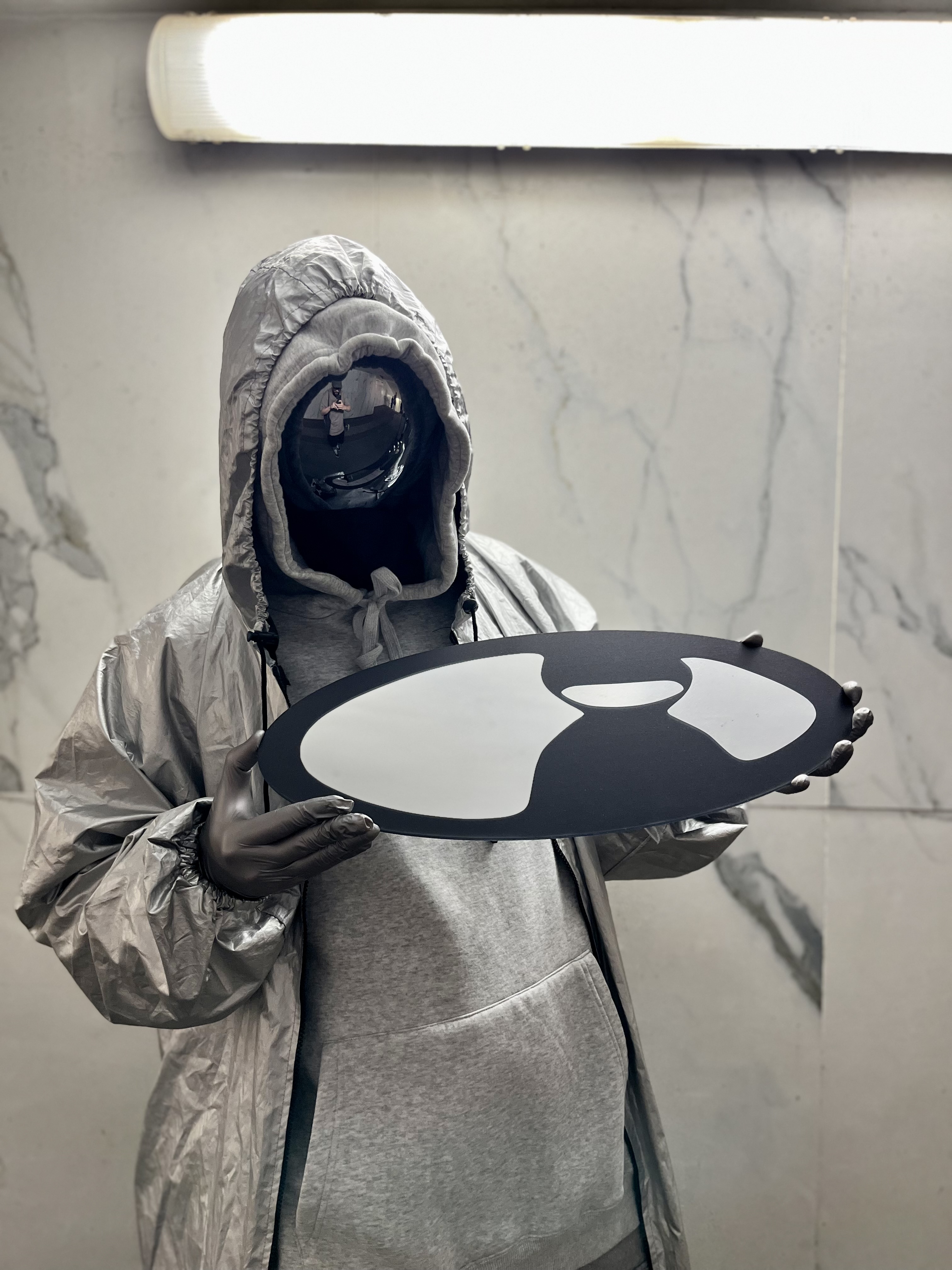 Граффити-зеркало DJ ПЛАЩ 60cm